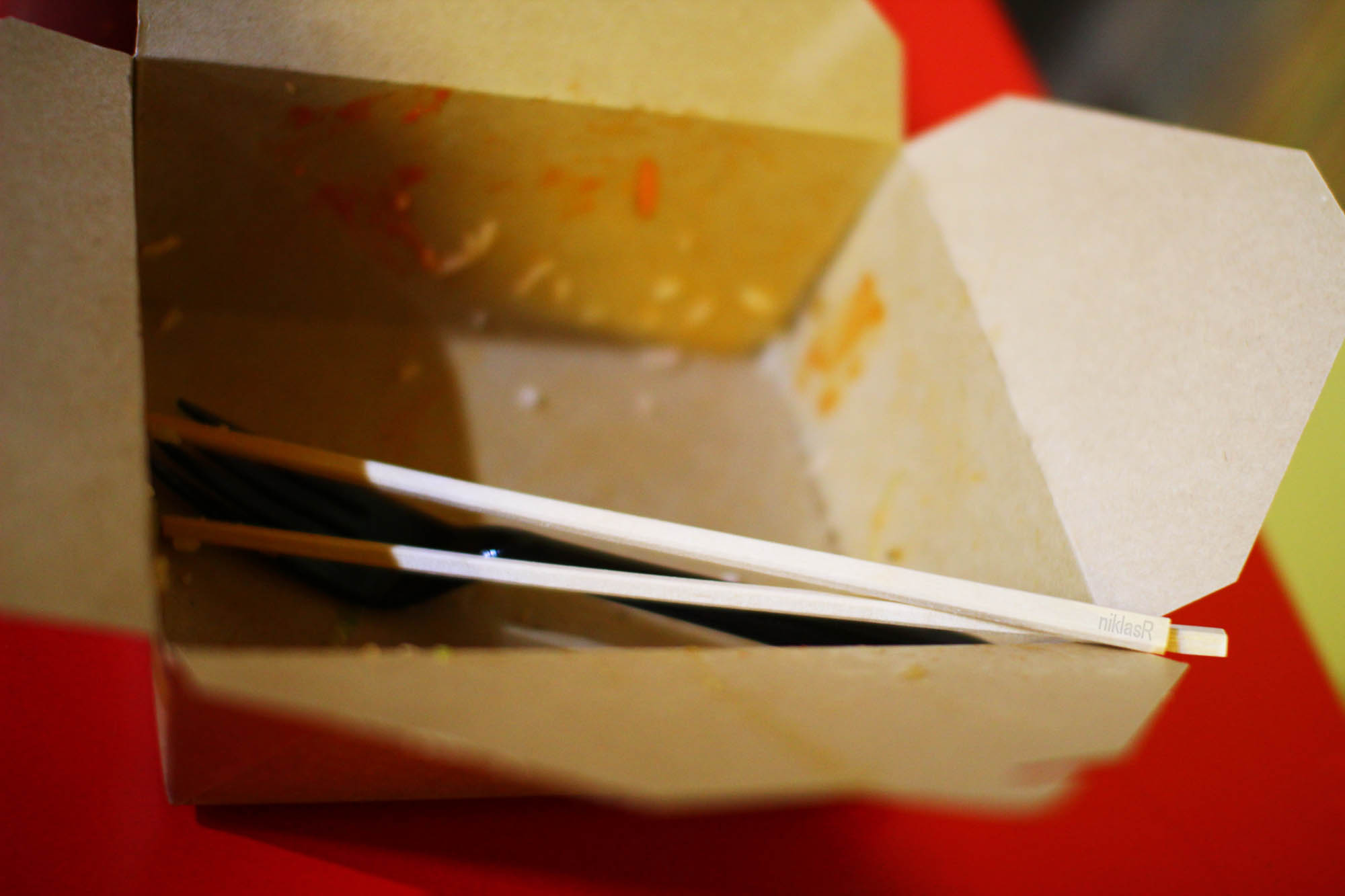 Leere Box des koreanischen Essens in Manchester