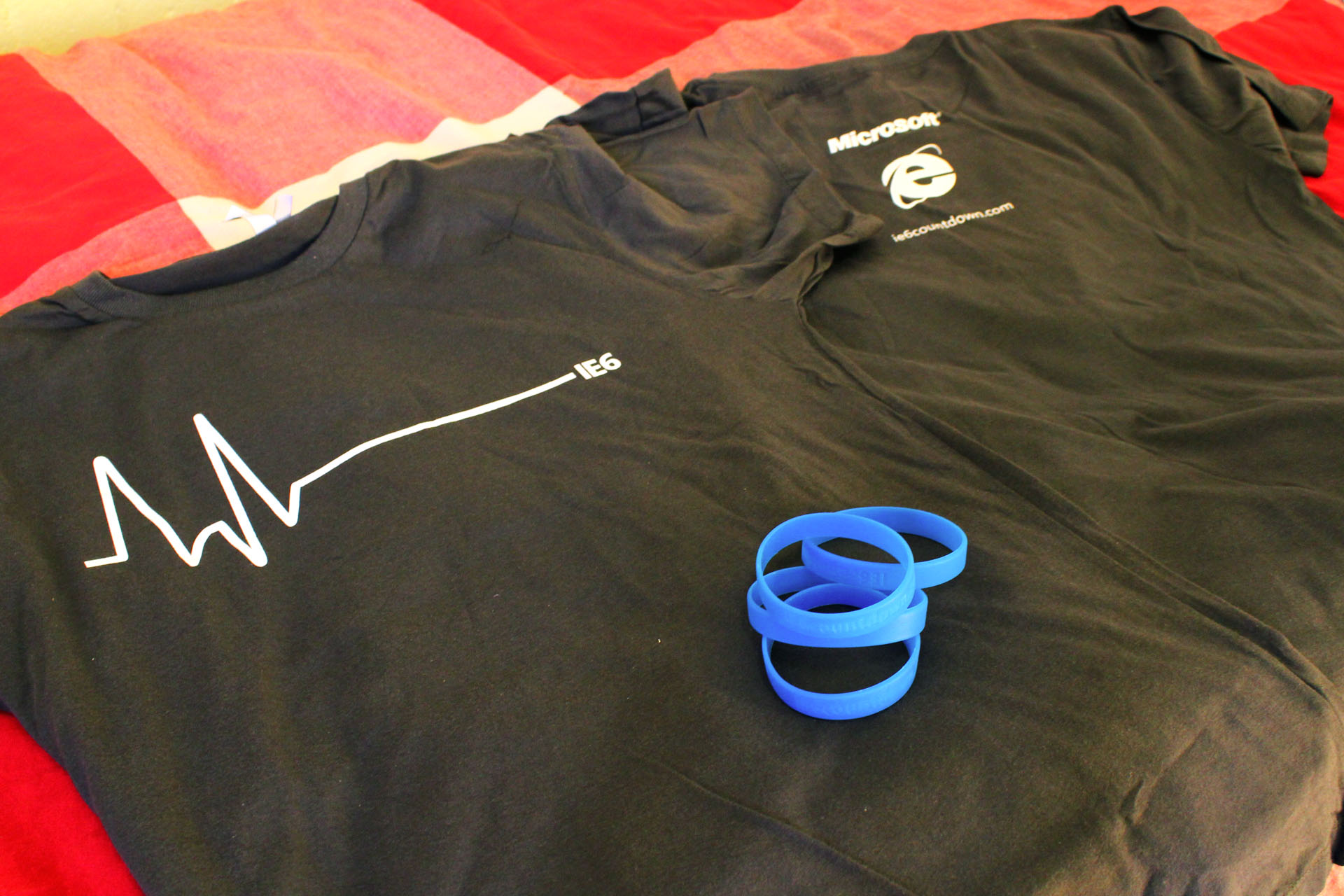 IE6countdown.com T-Shirts